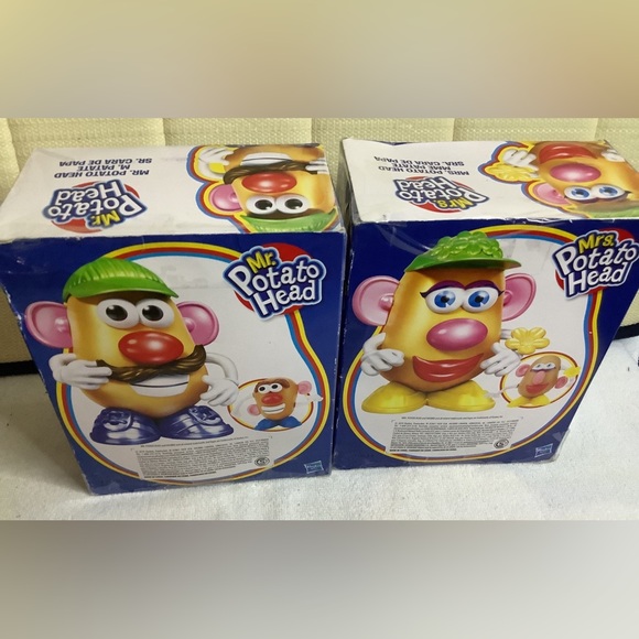 Mr Potato Head and Mrs Potato - Picture 2 of 5